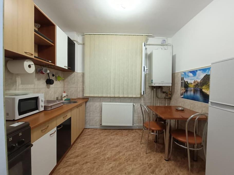 Apartament Alis2011 Бузау Екстериор снимка